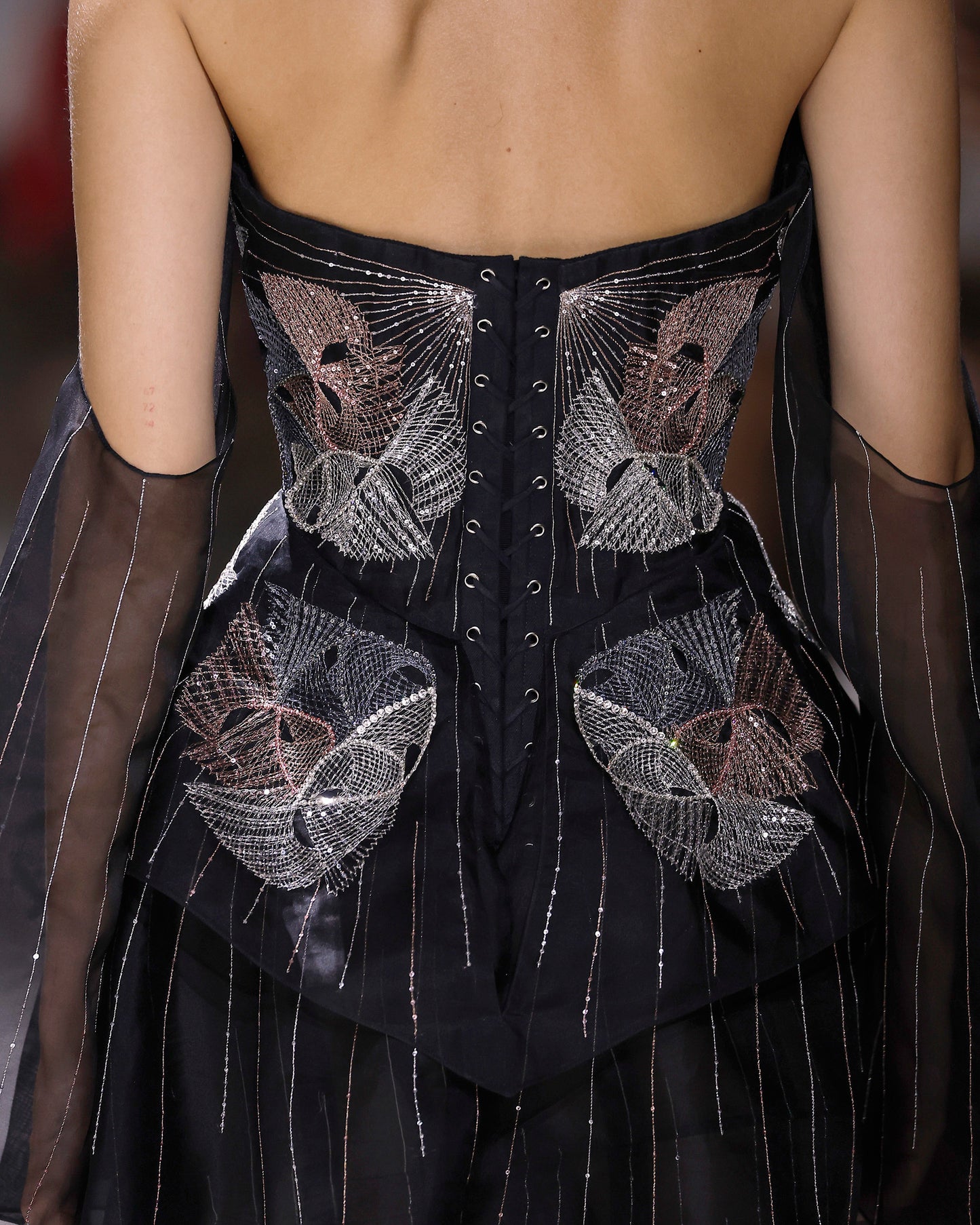 Look 7