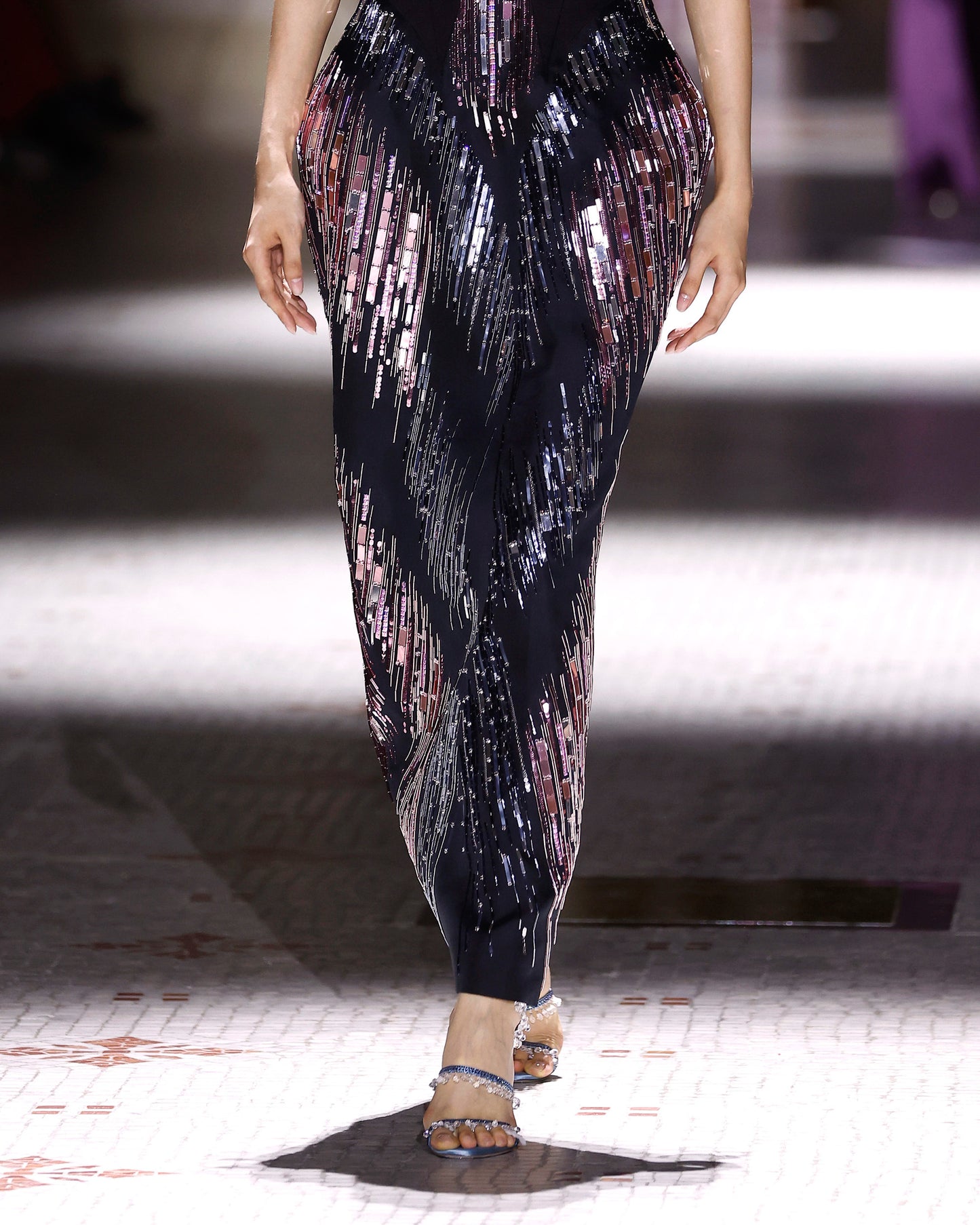 Look 16