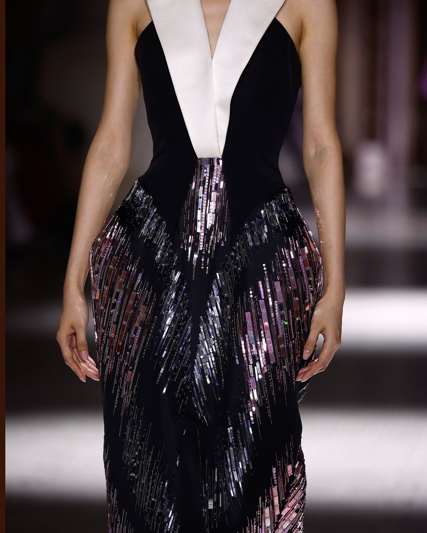 Look 16