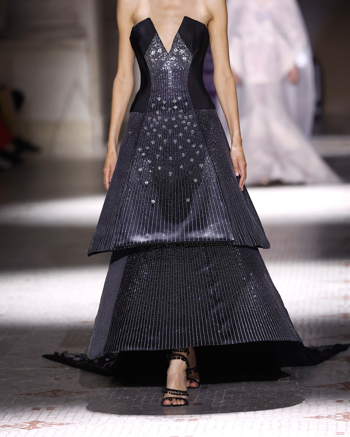 Look 24