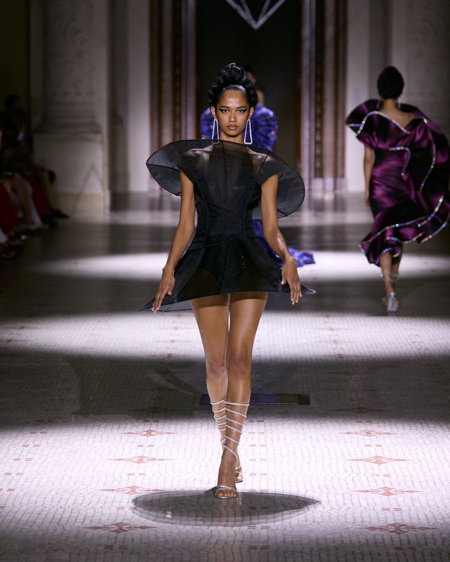 Look 3