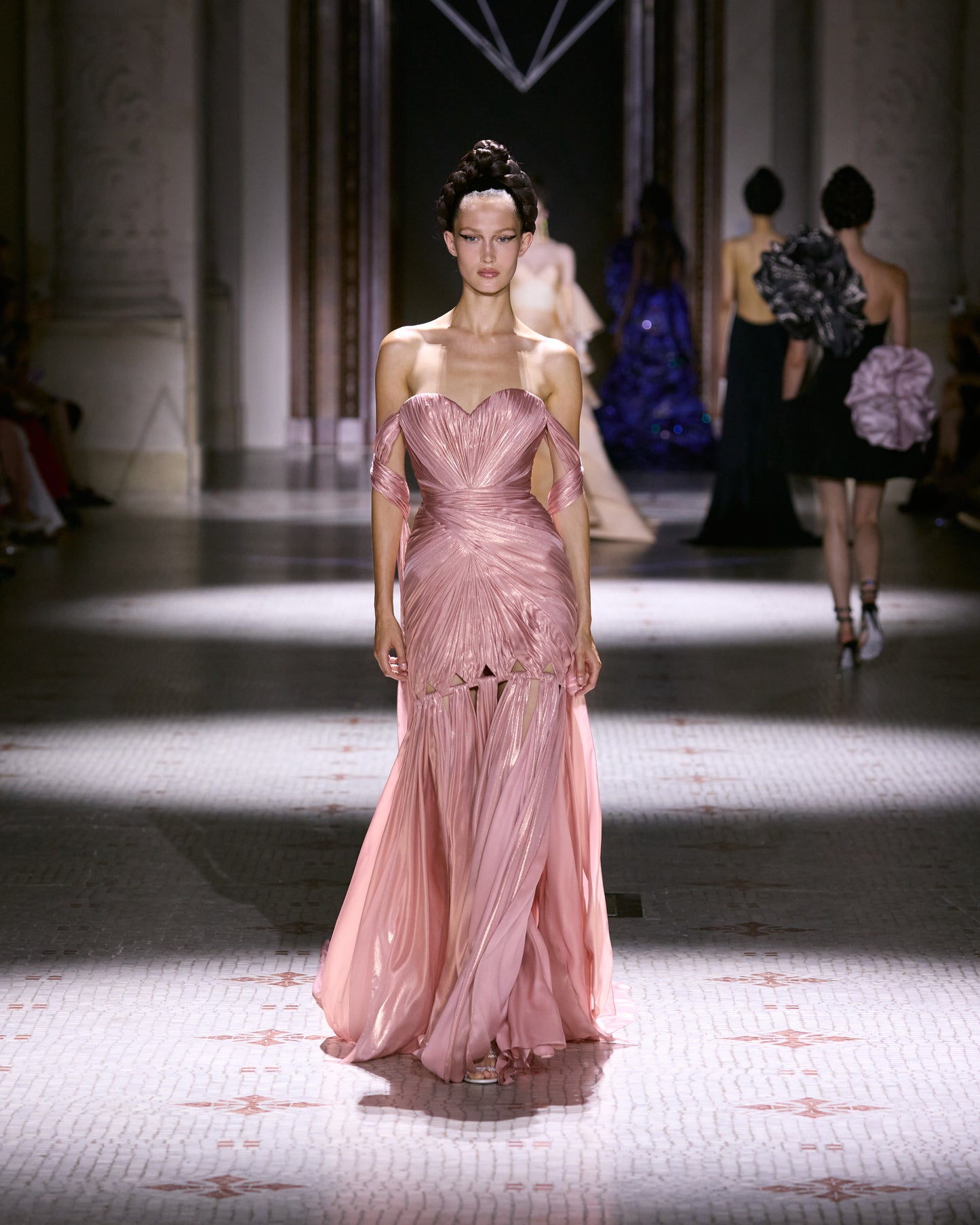 Look 8