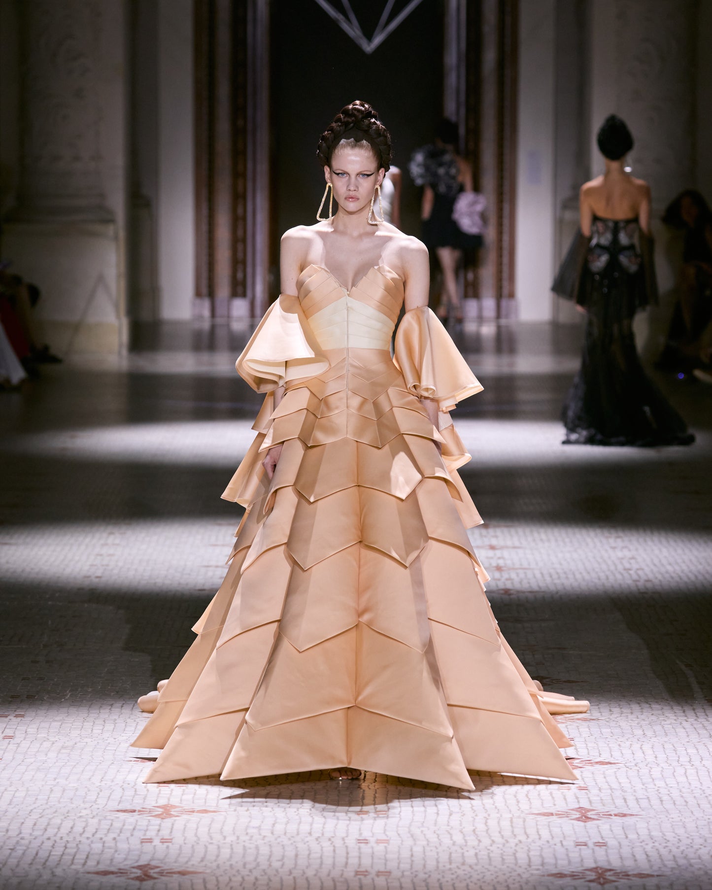 Look 9