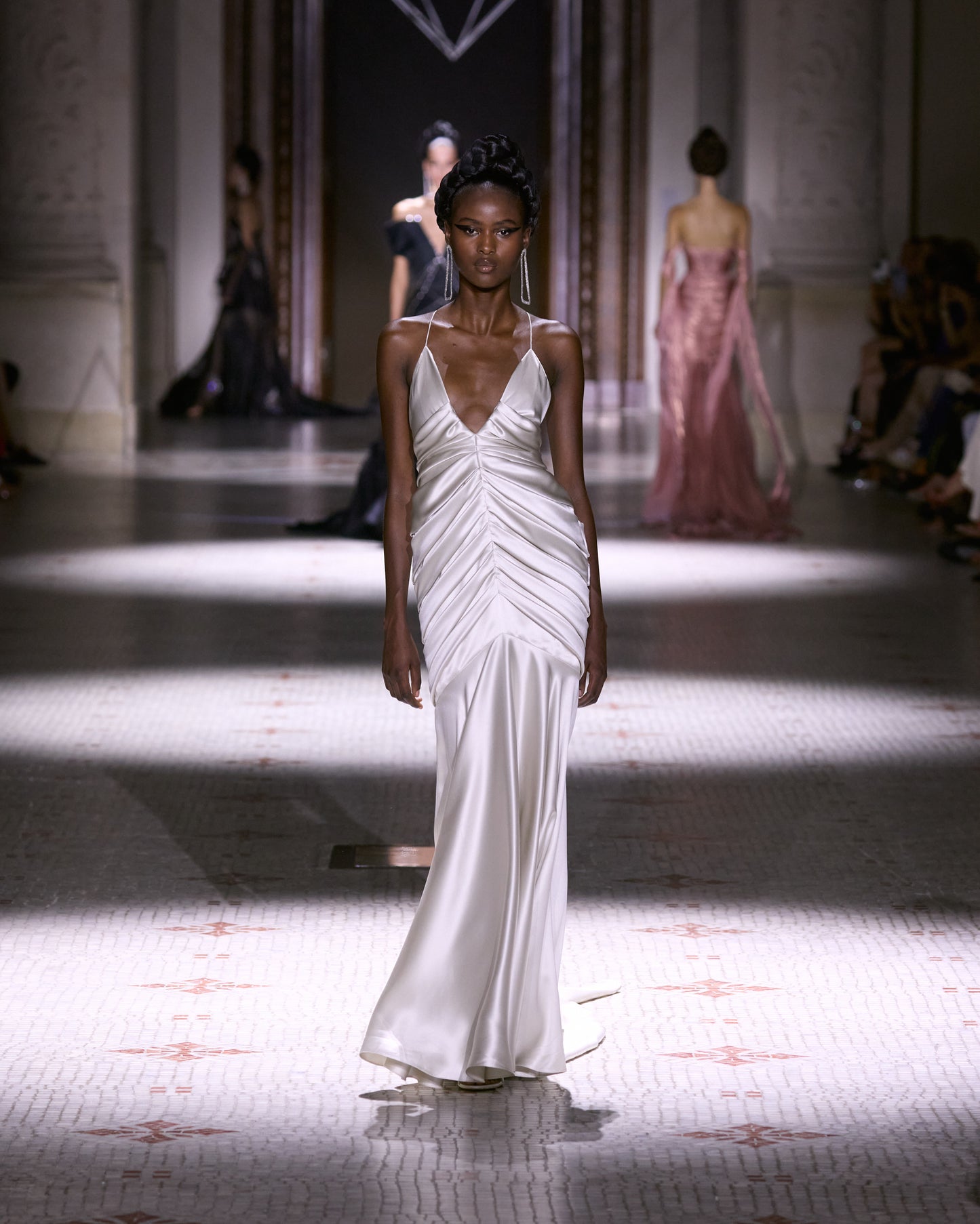 Look 10