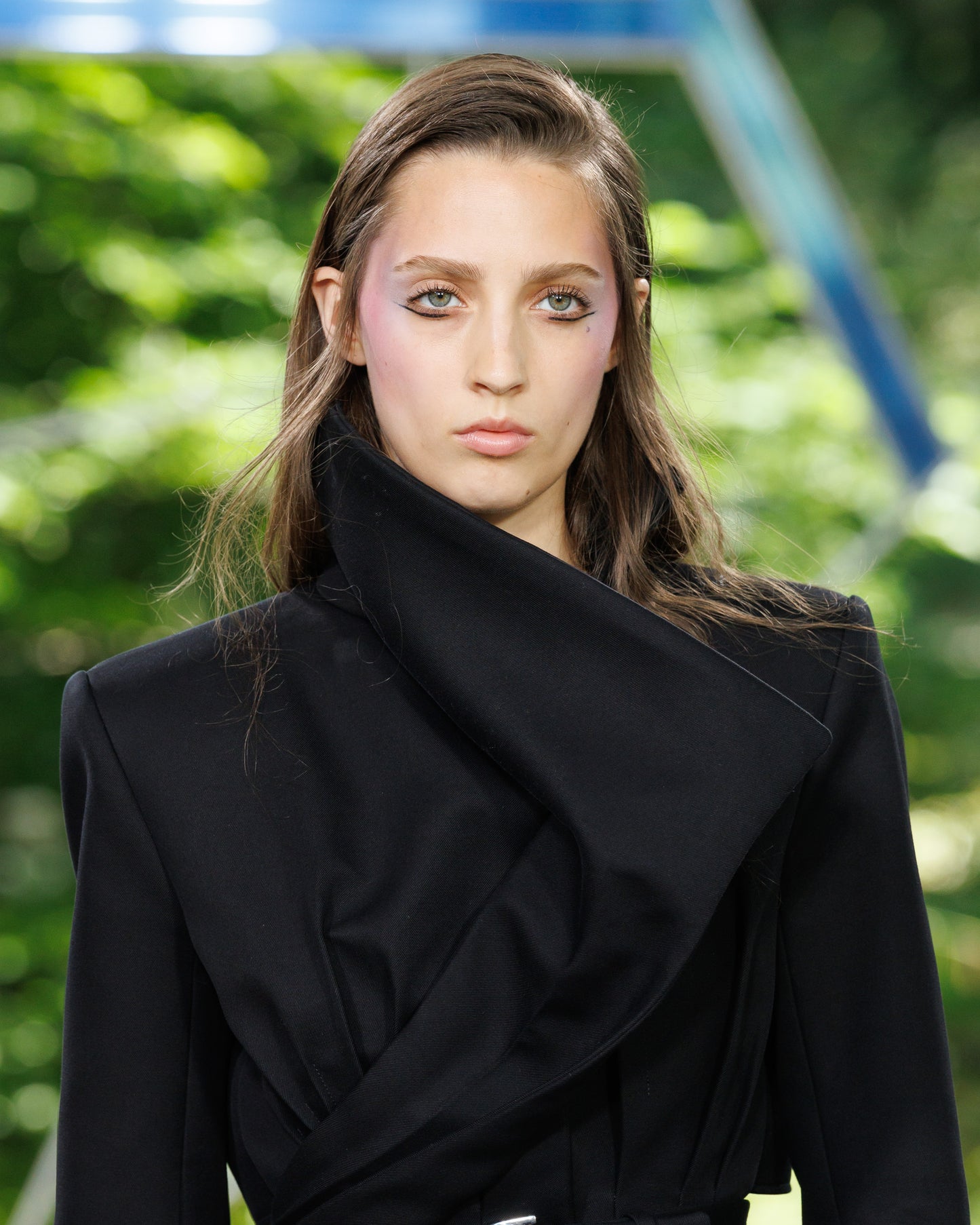 Look 1
