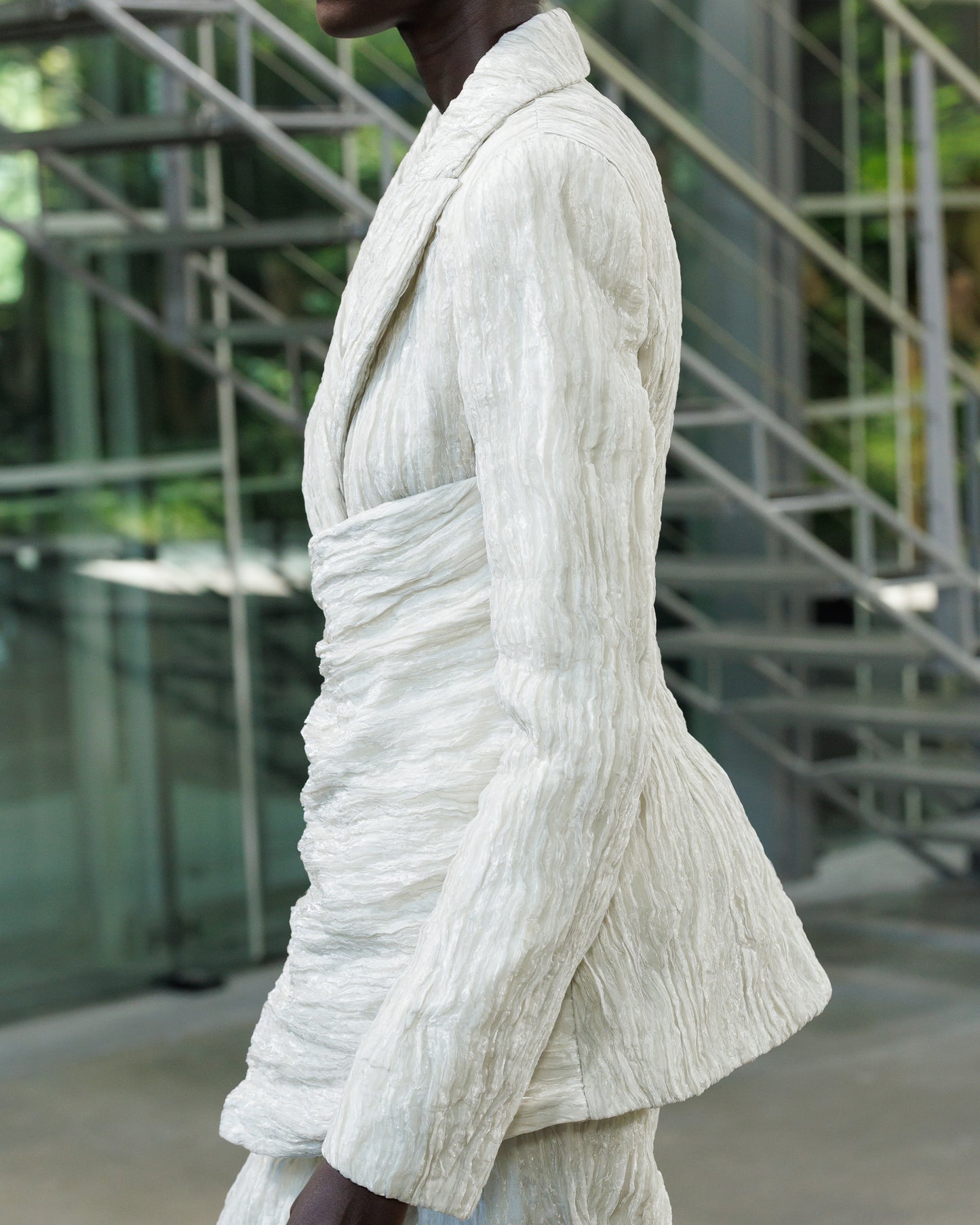 Look 3