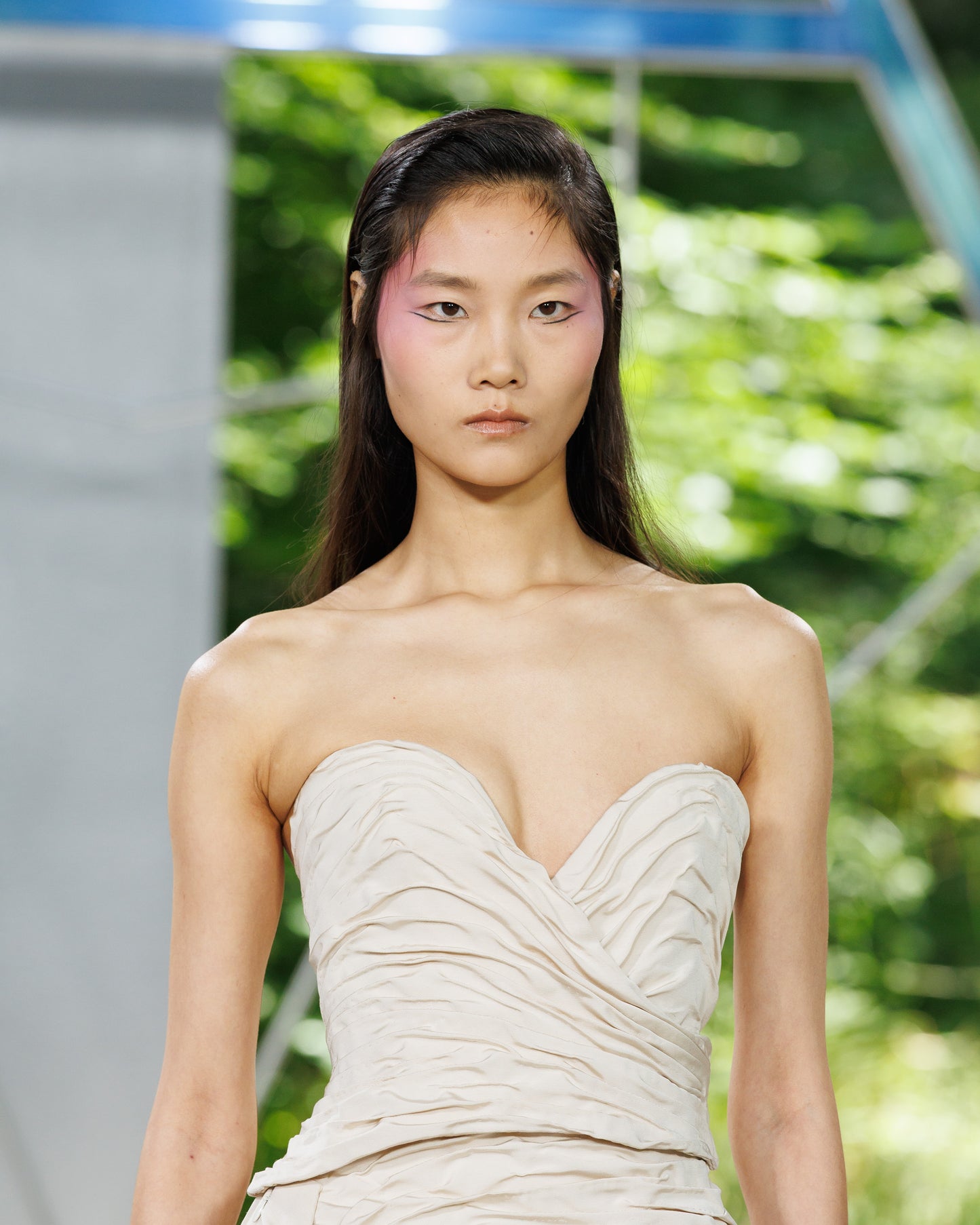 Look 5
