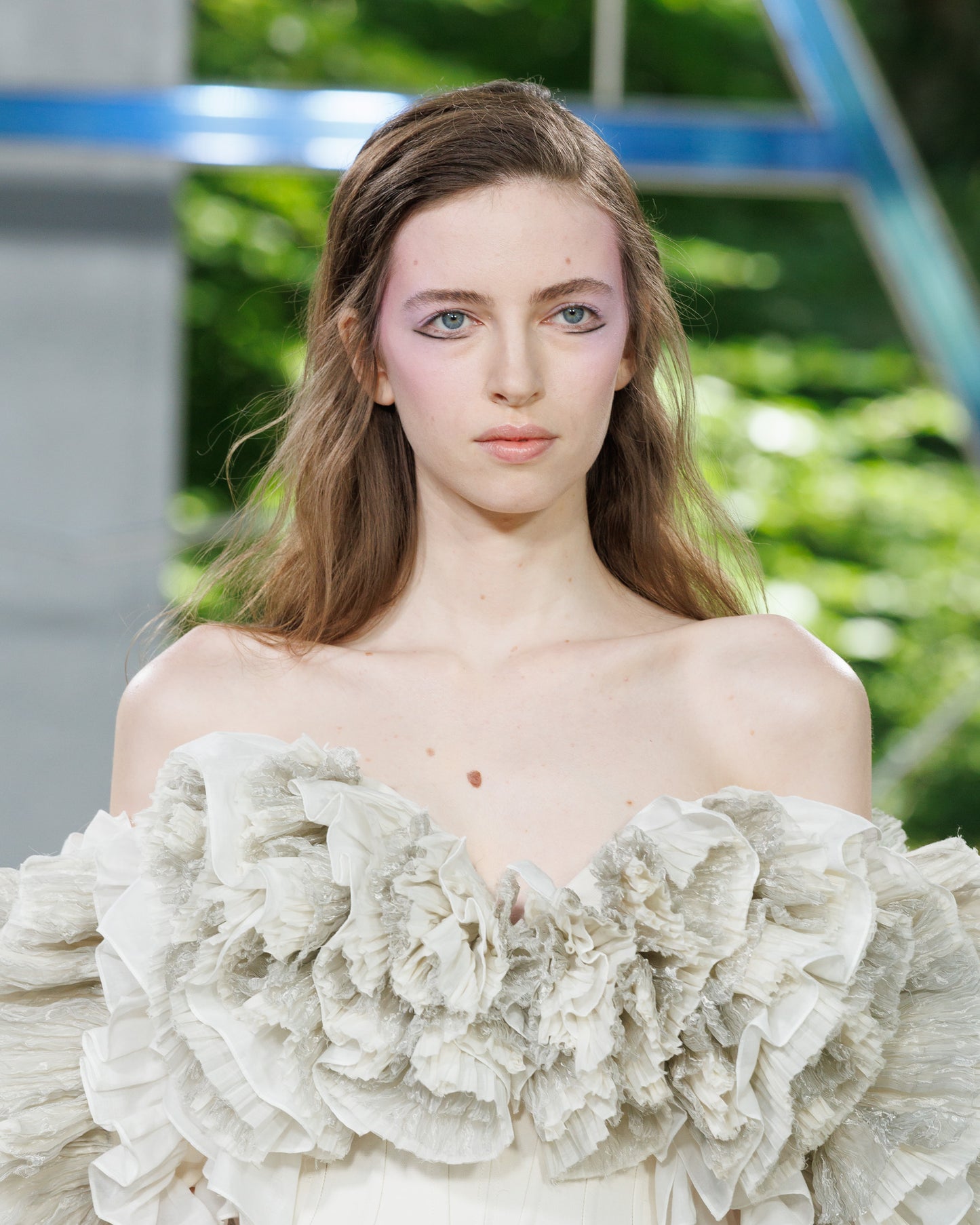 Look 9