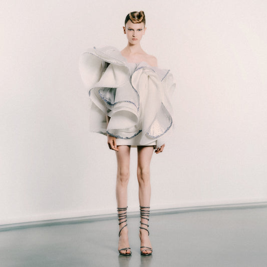 Look 3 ◊ Milky