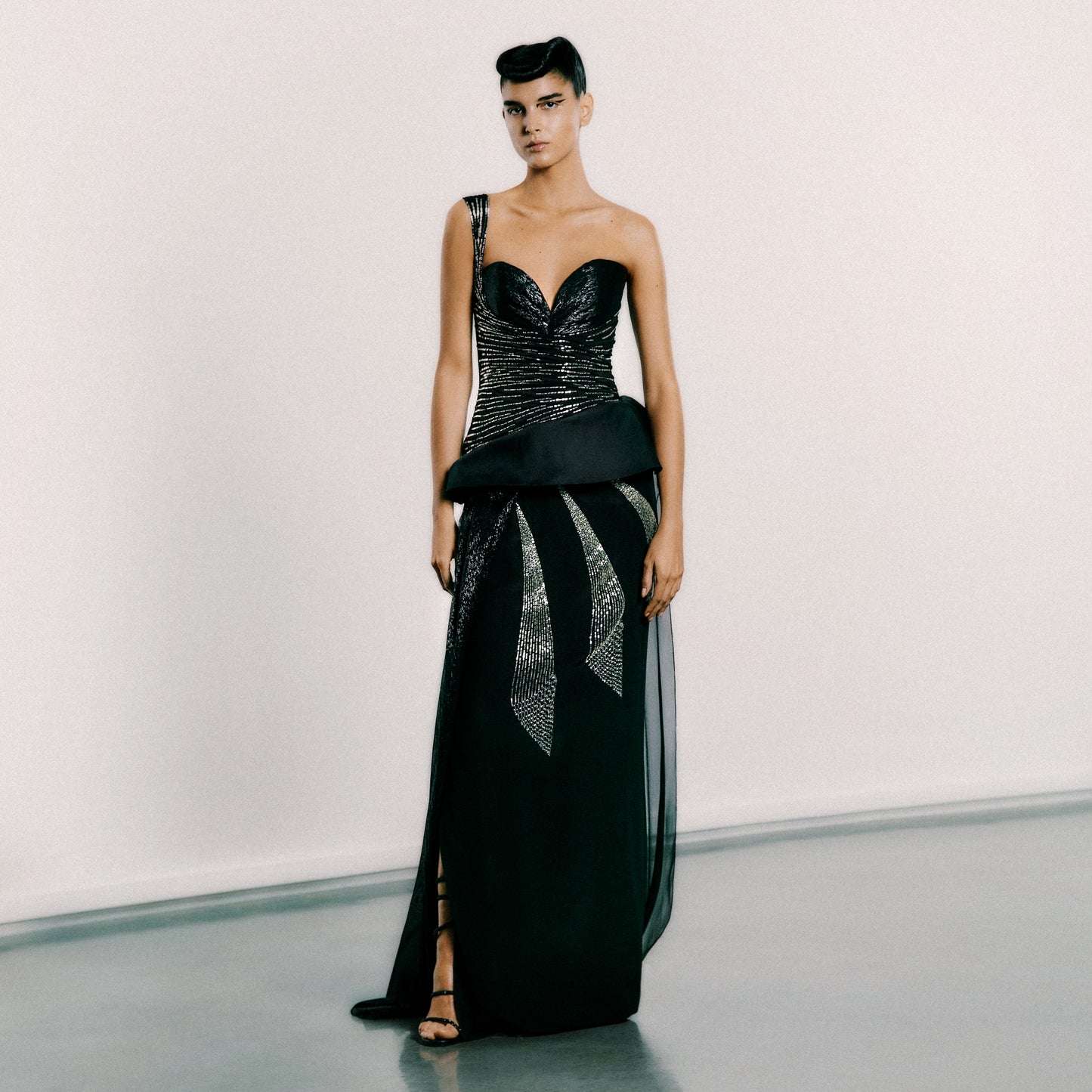 Look 8 ◊ Strobe