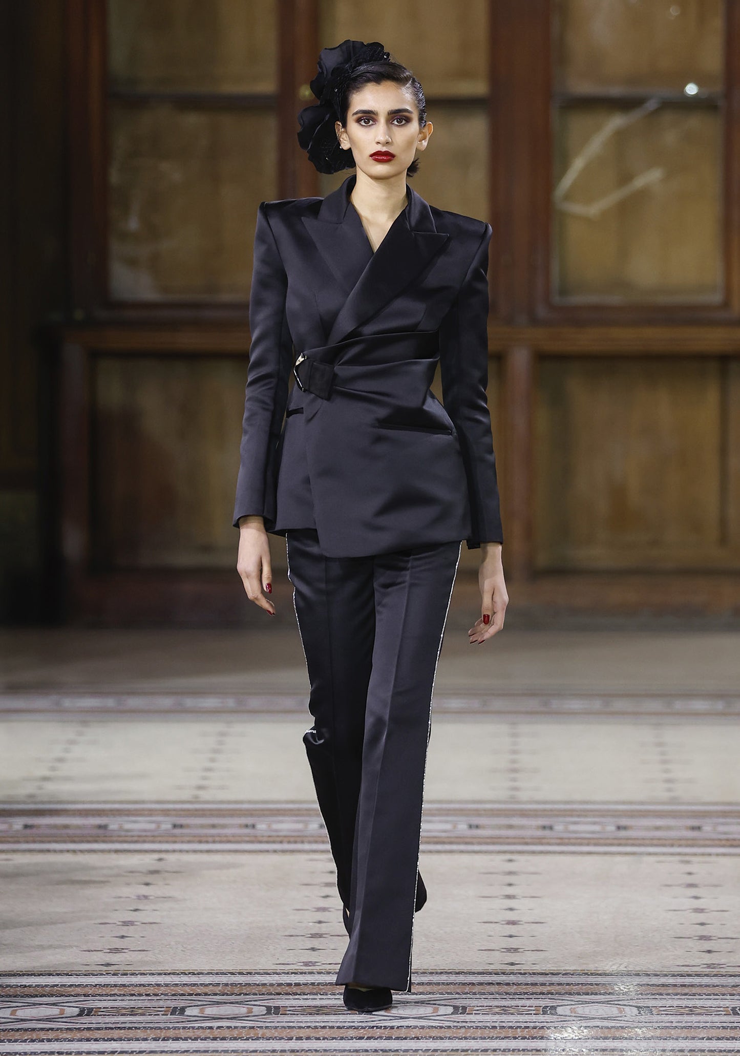 Look 11