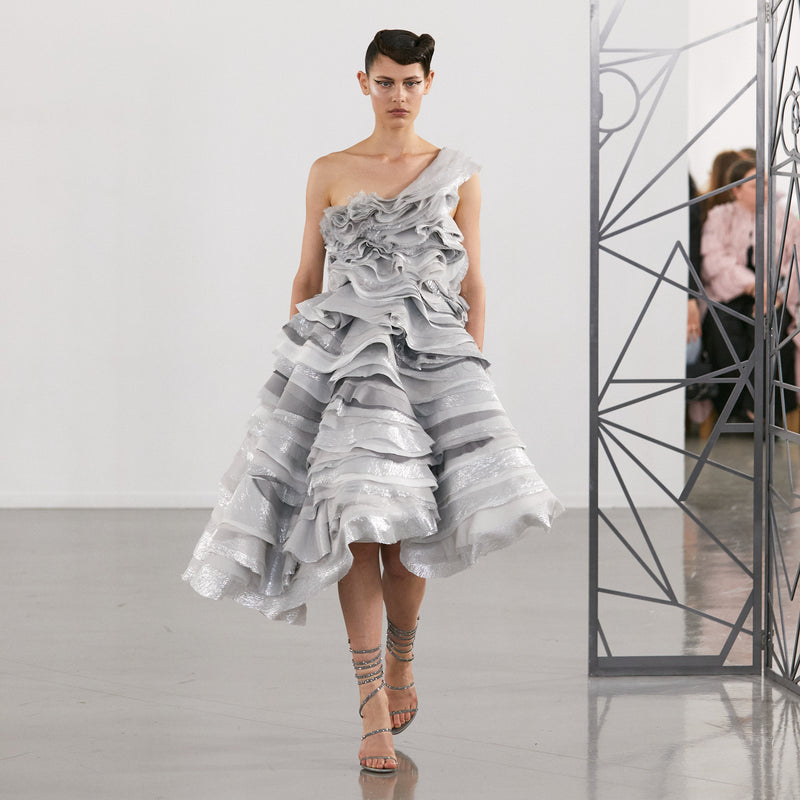 Look 23 ◊ June