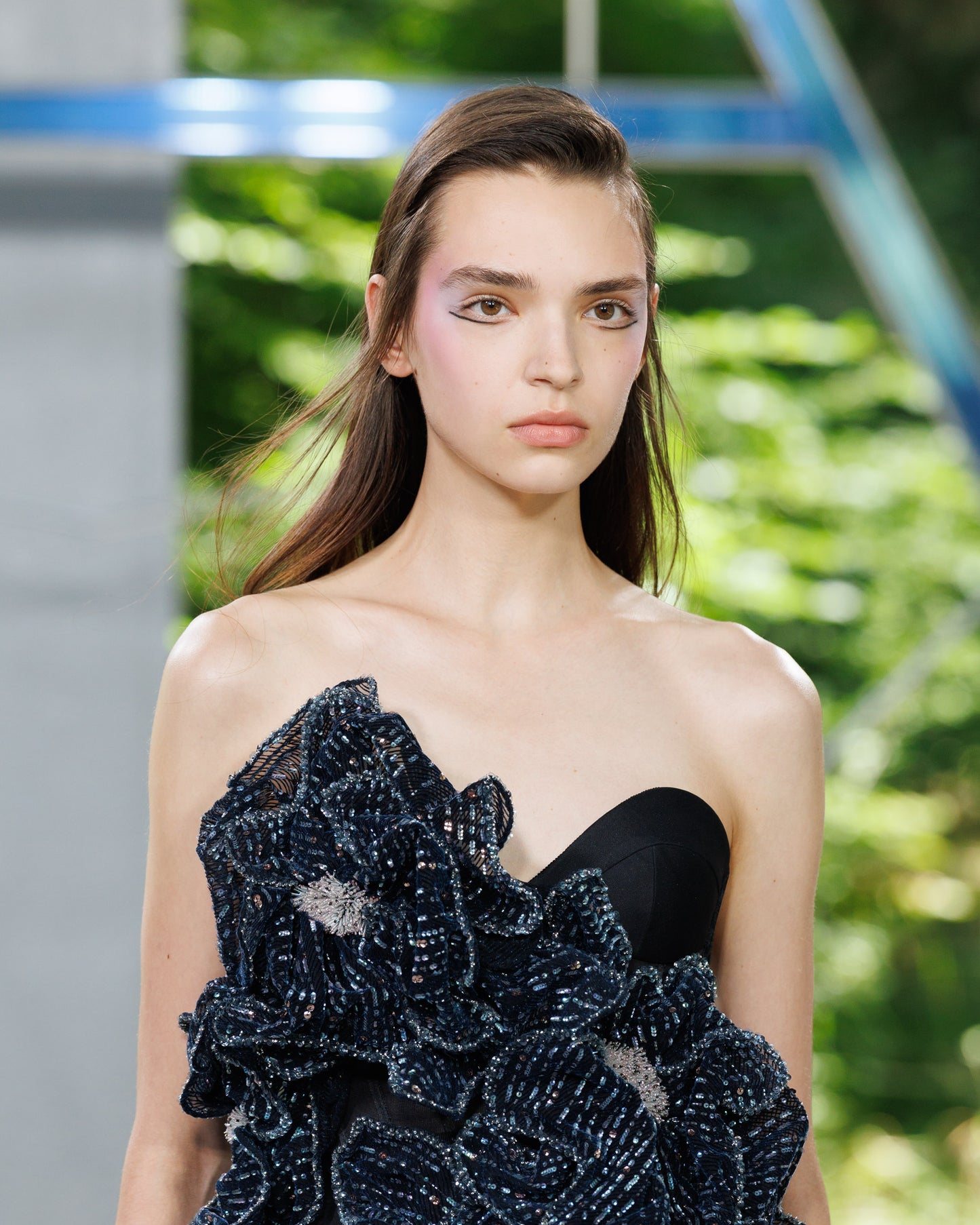 Look 25